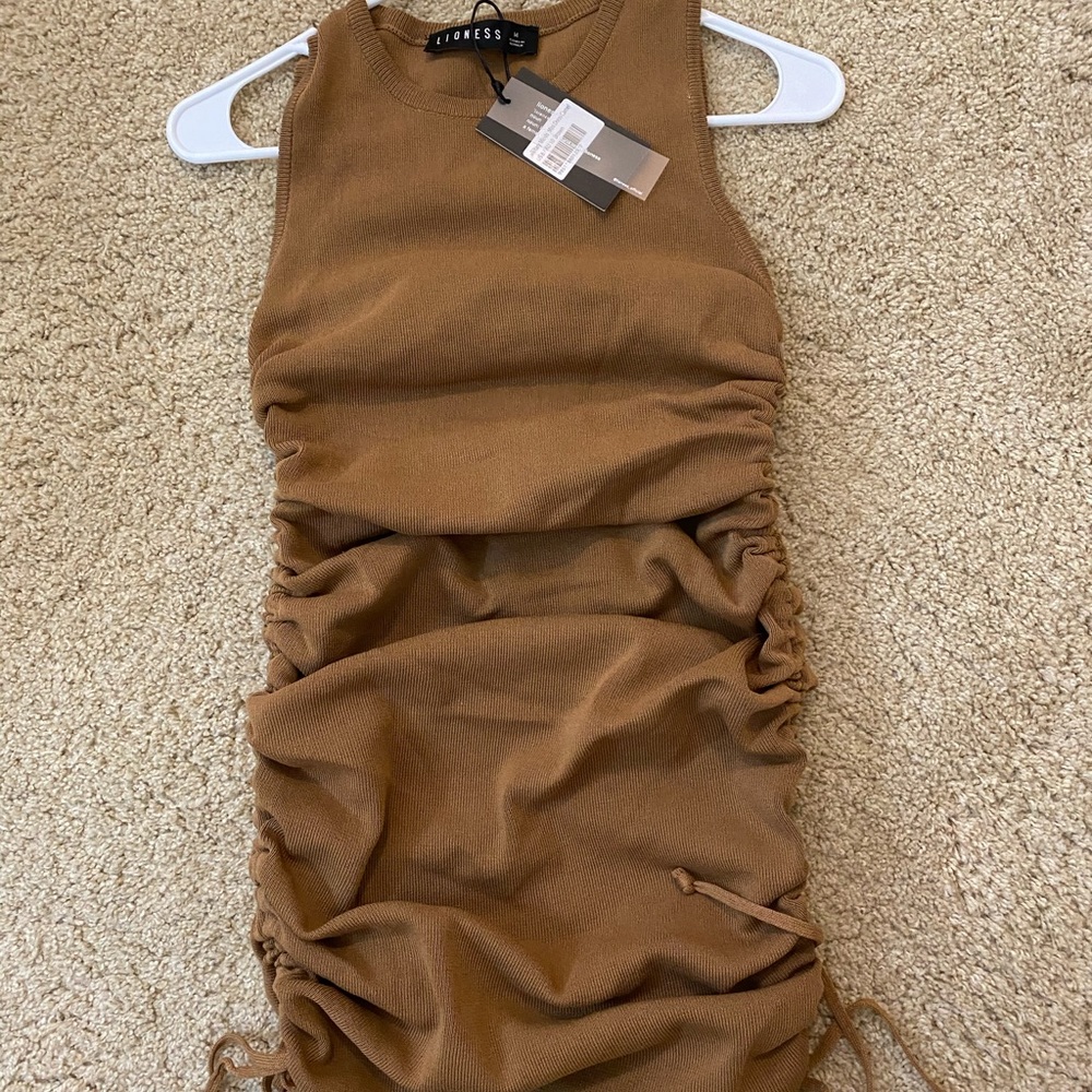 BRAND NEW princess polly brown dress